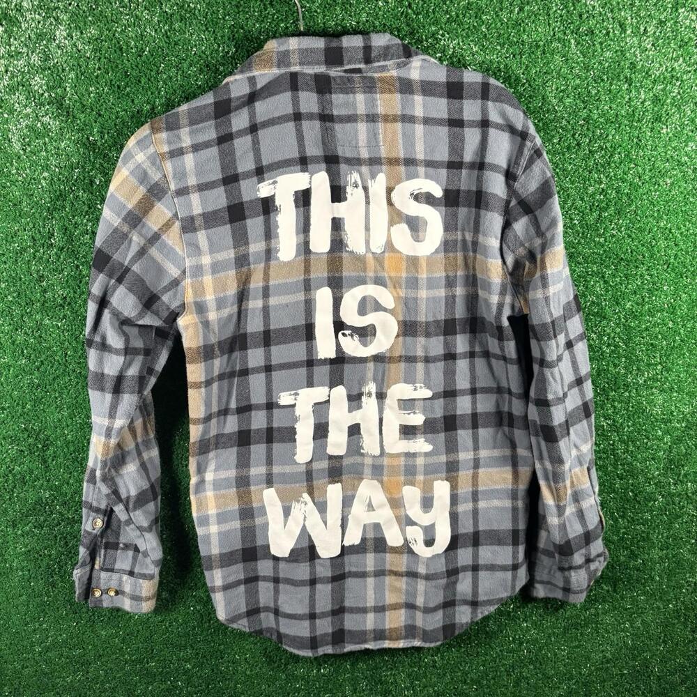 STAR WARS Cakeworthy Flannel Shirt Mens Medium Yoda Mandalorian This is The Way